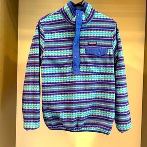 Women’s reverisble Patagonia fleece zip up jacket